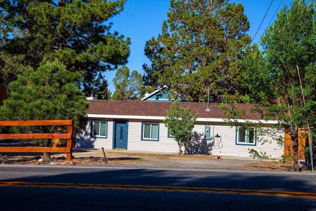 house-front-bigbear-rental